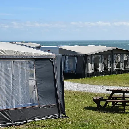 Hytteby – – Thy Camping